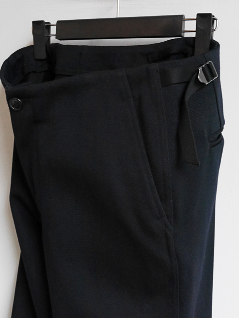 un/unbient COTTON WOOL SERGE STANDARD PULL PANTS : 山口ストアー