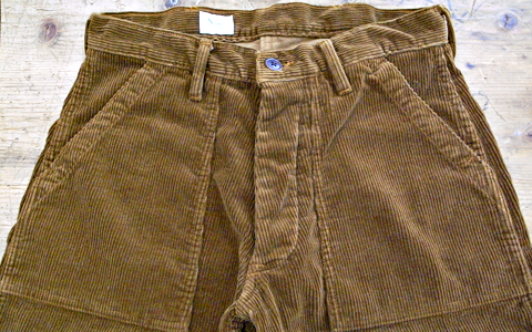 Store corduroy fatigue pants