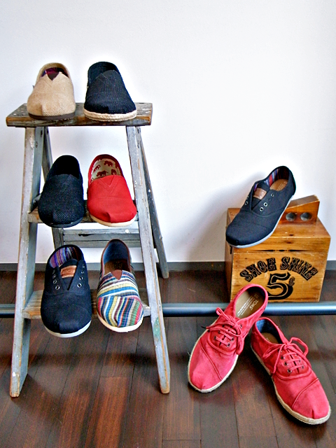 TOMS 2012 SUMMER