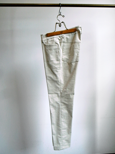 tsuki.s Corduroy Stretch Pants