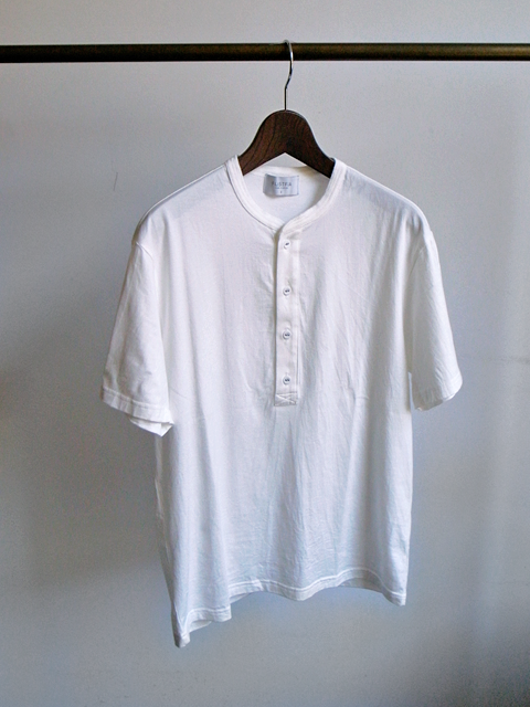 FLISTFIA Short Sleeve Henley Neck