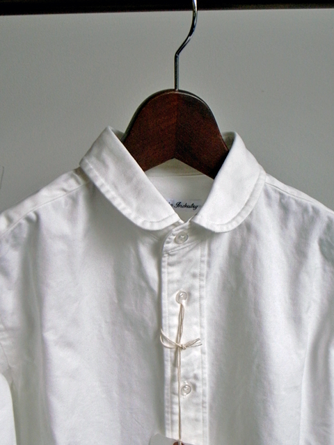 NEW STANDARD ROUND COLLAR SHIRT