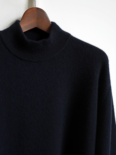 COMOLI Cashmere Bottle Neck Knit