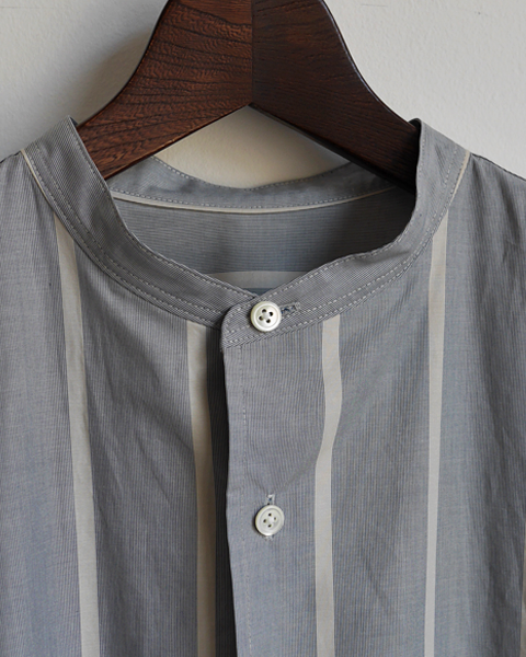 un/unbient Wide Stripe Band Collar Shirts