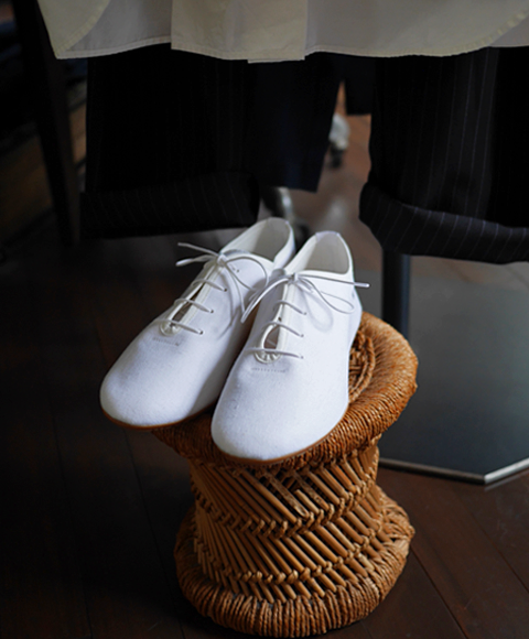 Anniel White Canvas Dance Shoes