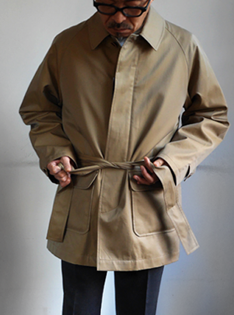 INVERTÈRE Raglan Coat with Detachable Vest