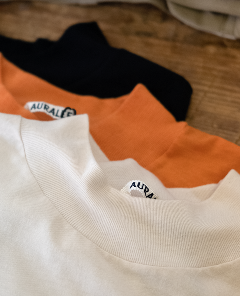 AURALEE Super Soft Wool Jersey Mock-Neck Tee