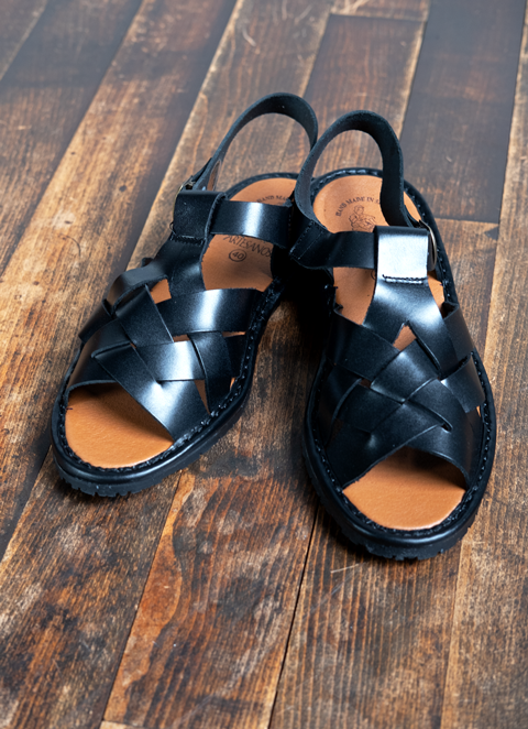 ARTESANOS Open Toe Sandal