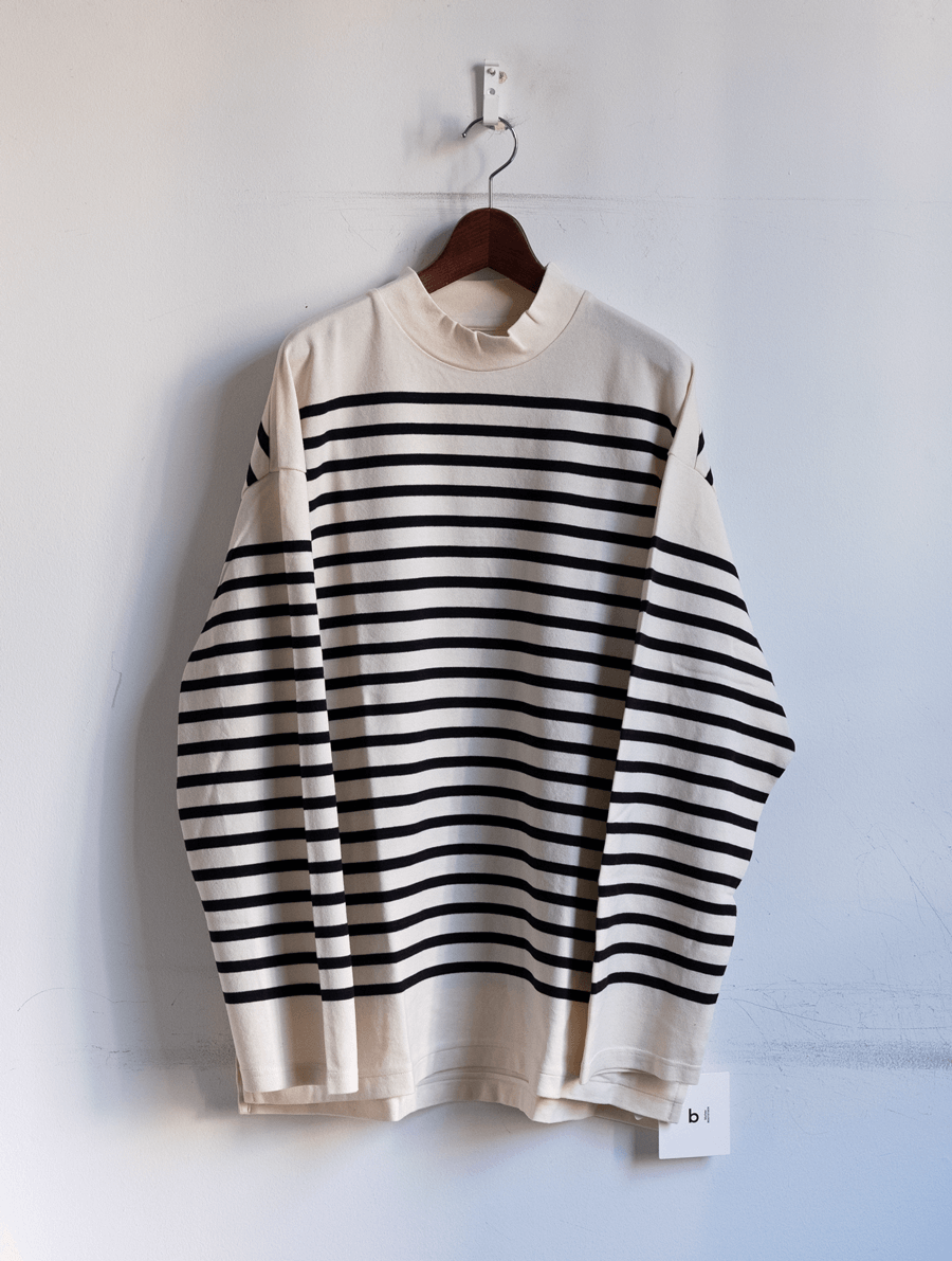 blurhms ROOTSTOCK Border Mock Neck