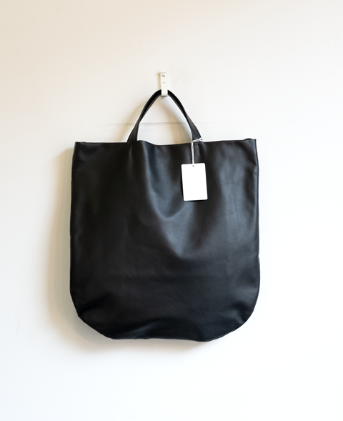 【期間限定値下げ】ERA. Nappa Calf Musem Tote Bag使用回数20回程度