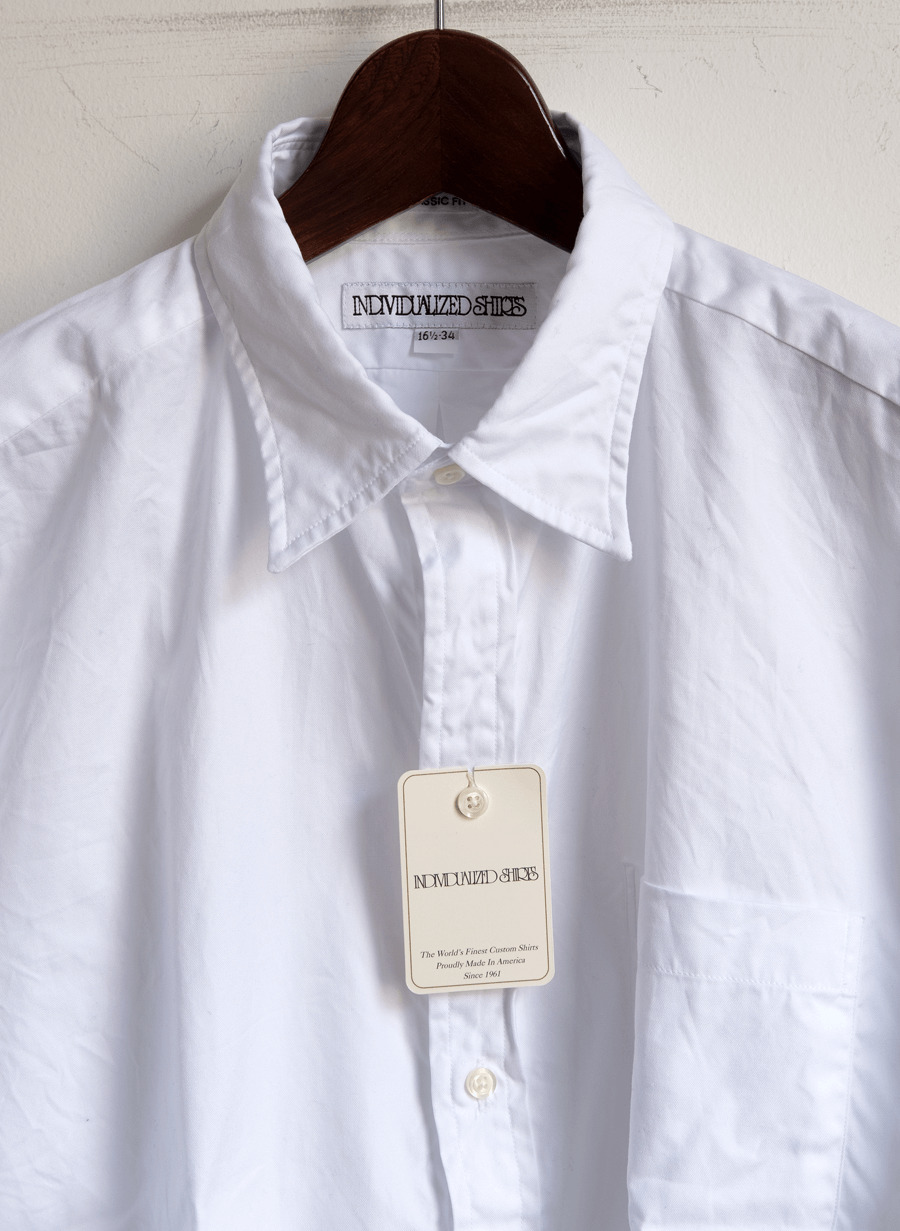INDIVIDUALIZED SHIRTS Classic Fit Regular Collar 6button
