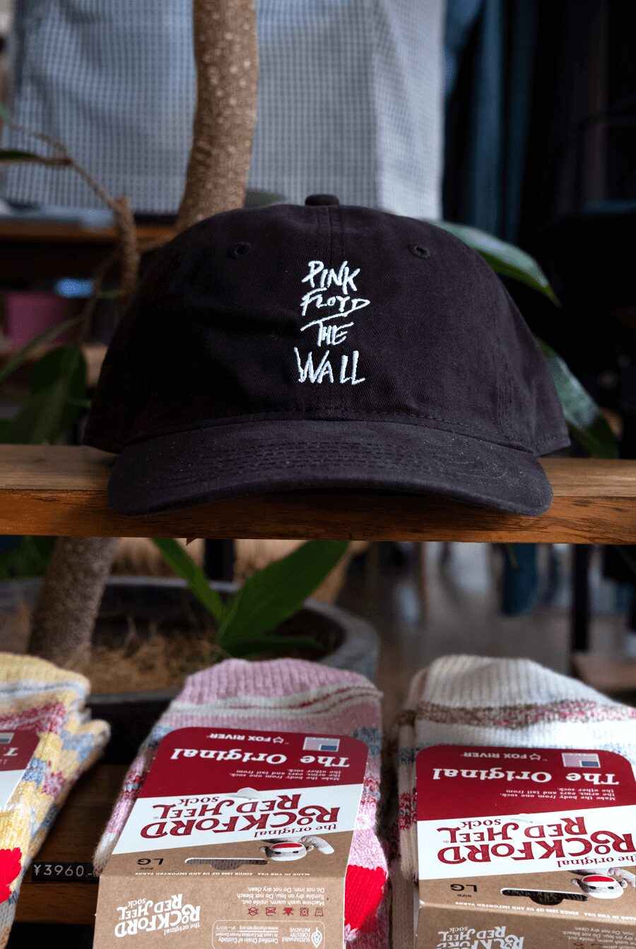 BLUESCENTRIC　PINK FLOYD THE WALL Logo Cap