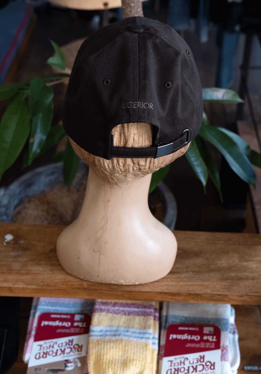 ULTERIOR　WASHED VINTAGE TWILL 6 PANELED CAP