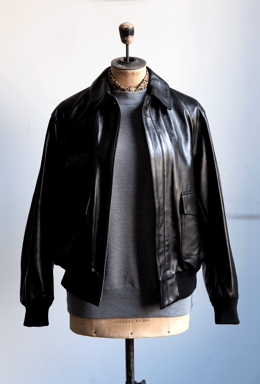 LOEFF　LAMBS LEATHER FLIGHT JACKET