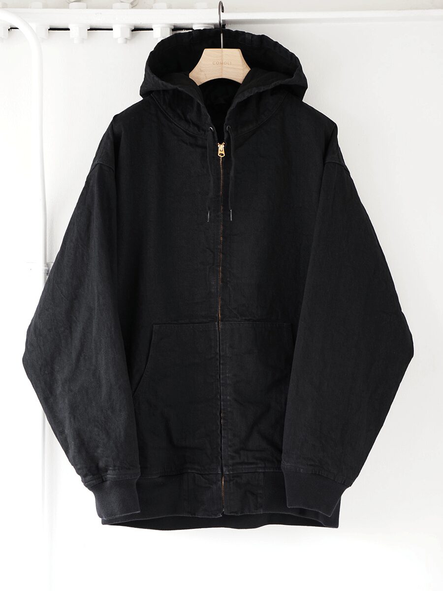 COMOLI　ブラックデニム ジップパーカ