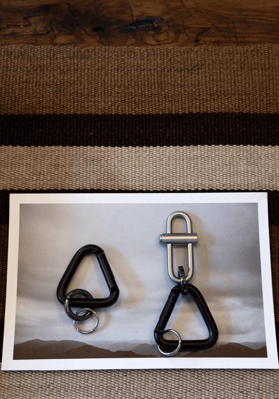liso　MILITARY PARTS KEY RING