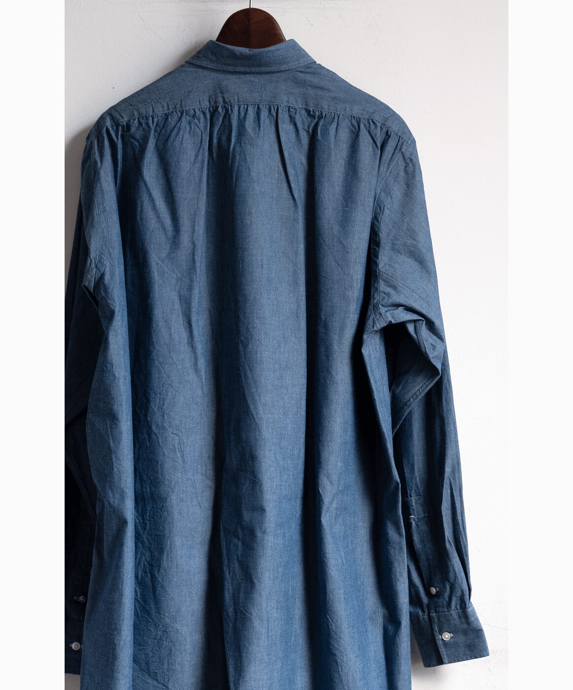 HEUGN　SHRIT023 “James” Chambray