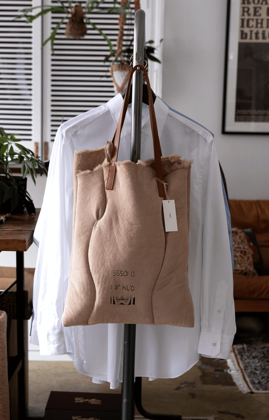 HAAL　PREMITIVE TOTE BAG -MOUTON-