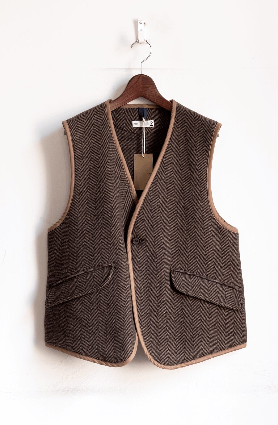 ts(s)　Herringbone Wool Nylon Double Cloth Back Slit Vest