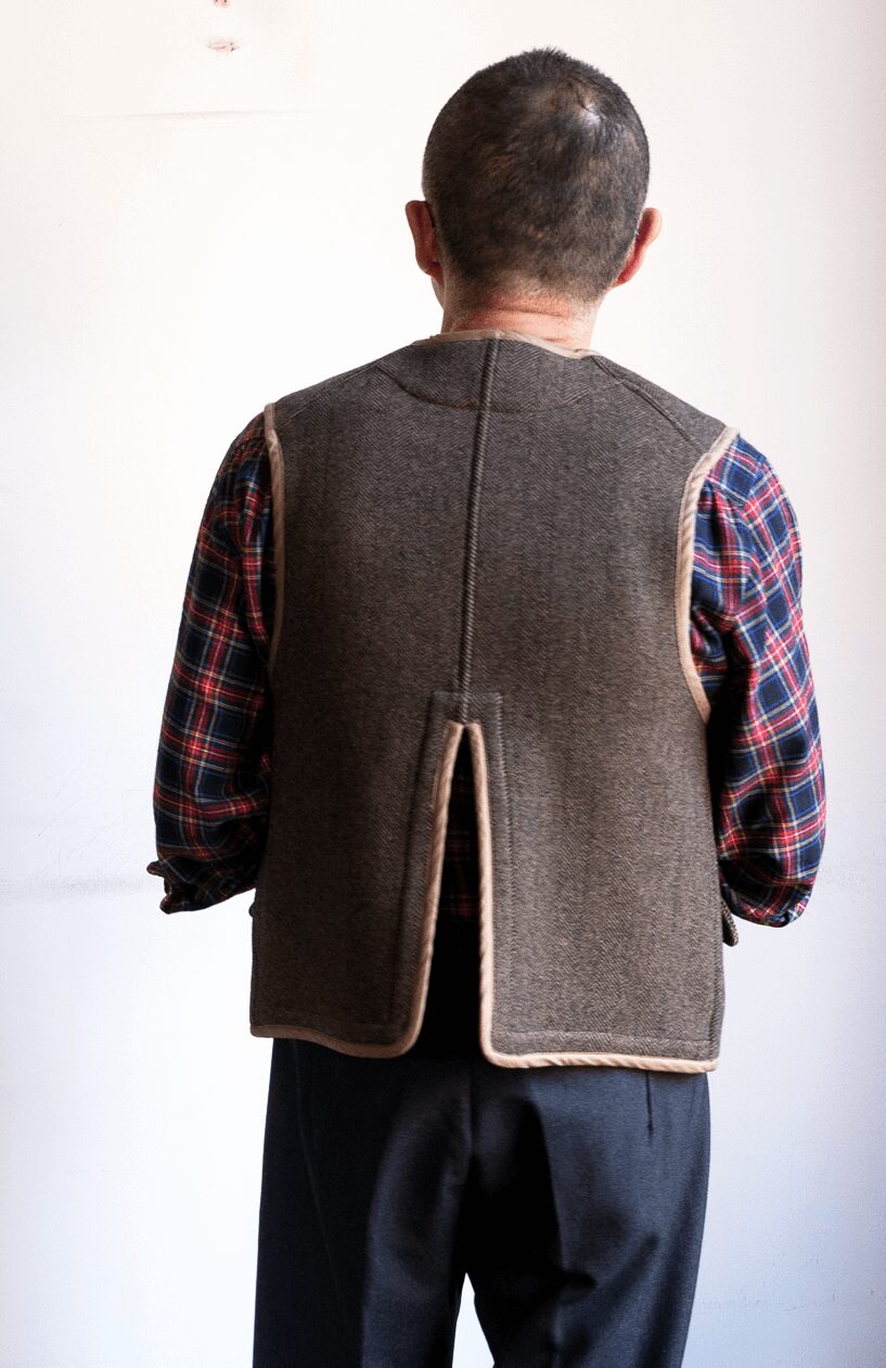 ts(s)　Herringbone Wool Nylon Double Cloth Back Slit Vest