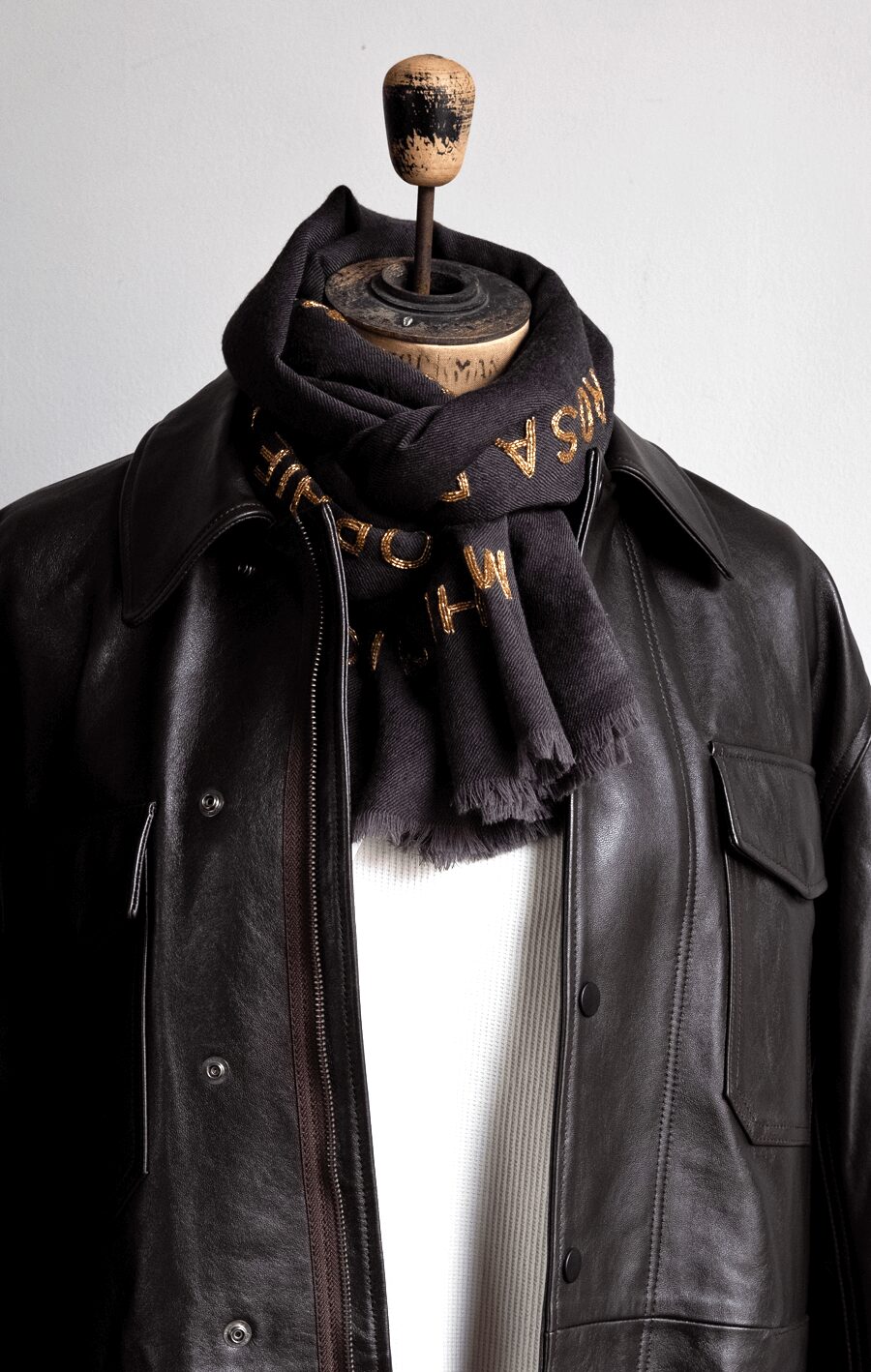 mii　EMBROIDERED BEADS SCARF