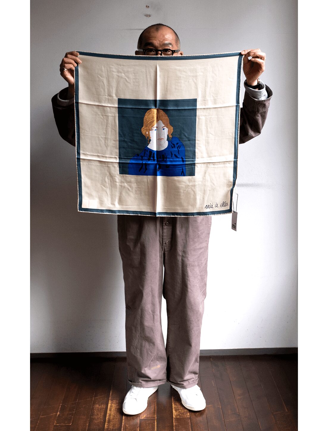 mii　PLACED SCREEN PRINTED SCARF