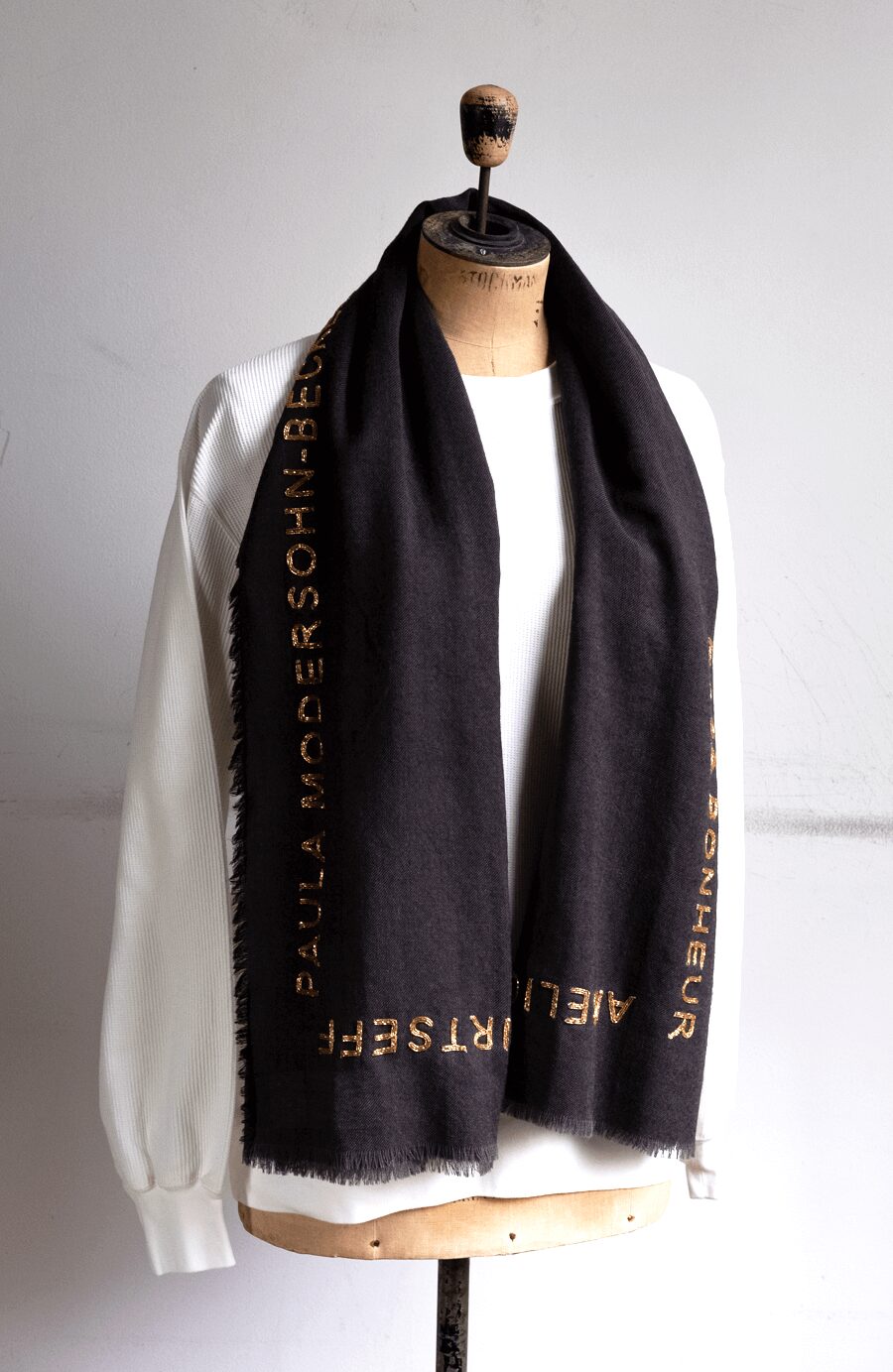 mii　EMBROIDERED BEADS SCARF