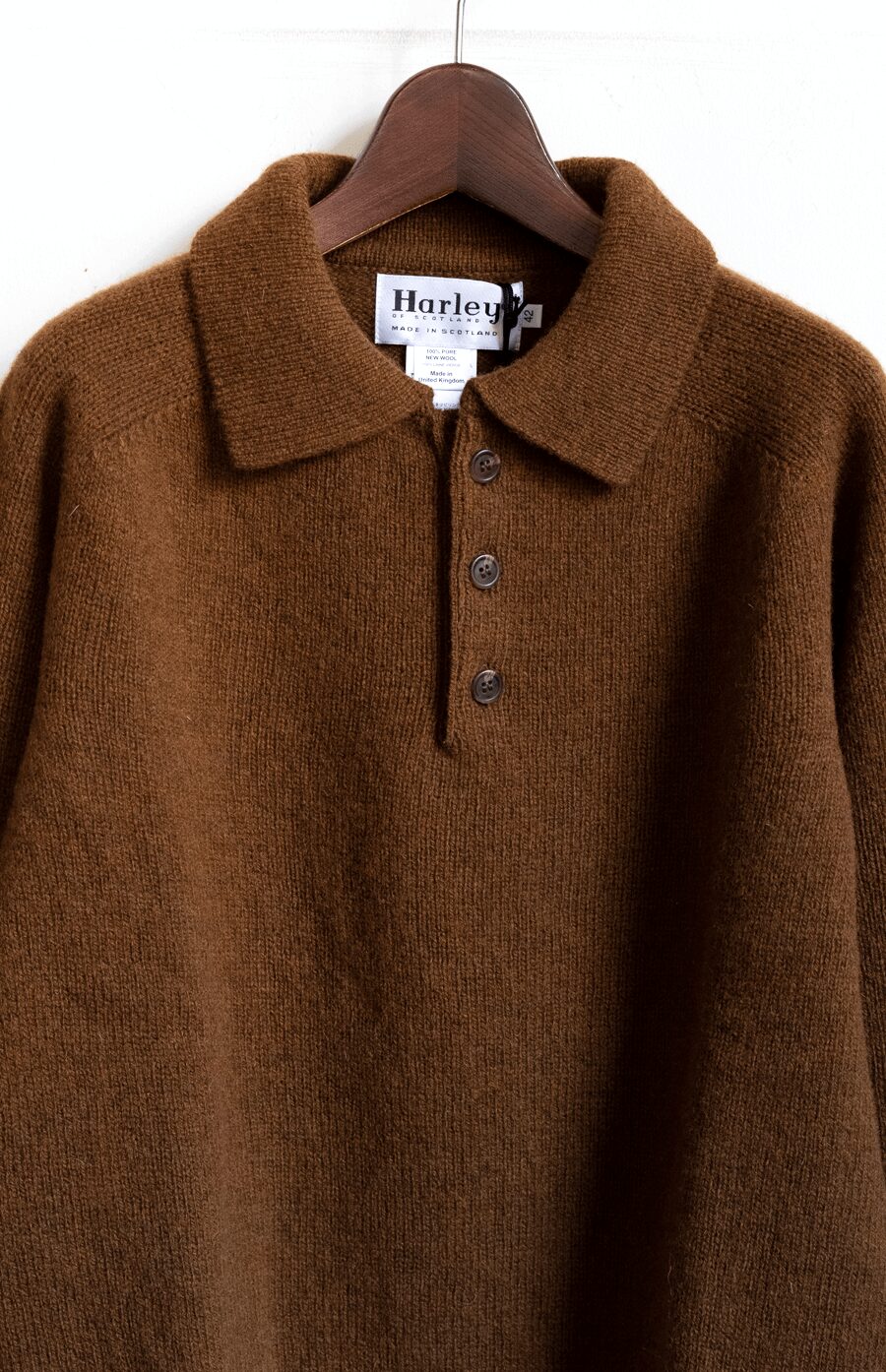Harley OF SCOTTLAND　Eton Collar with Henley Neck Closure