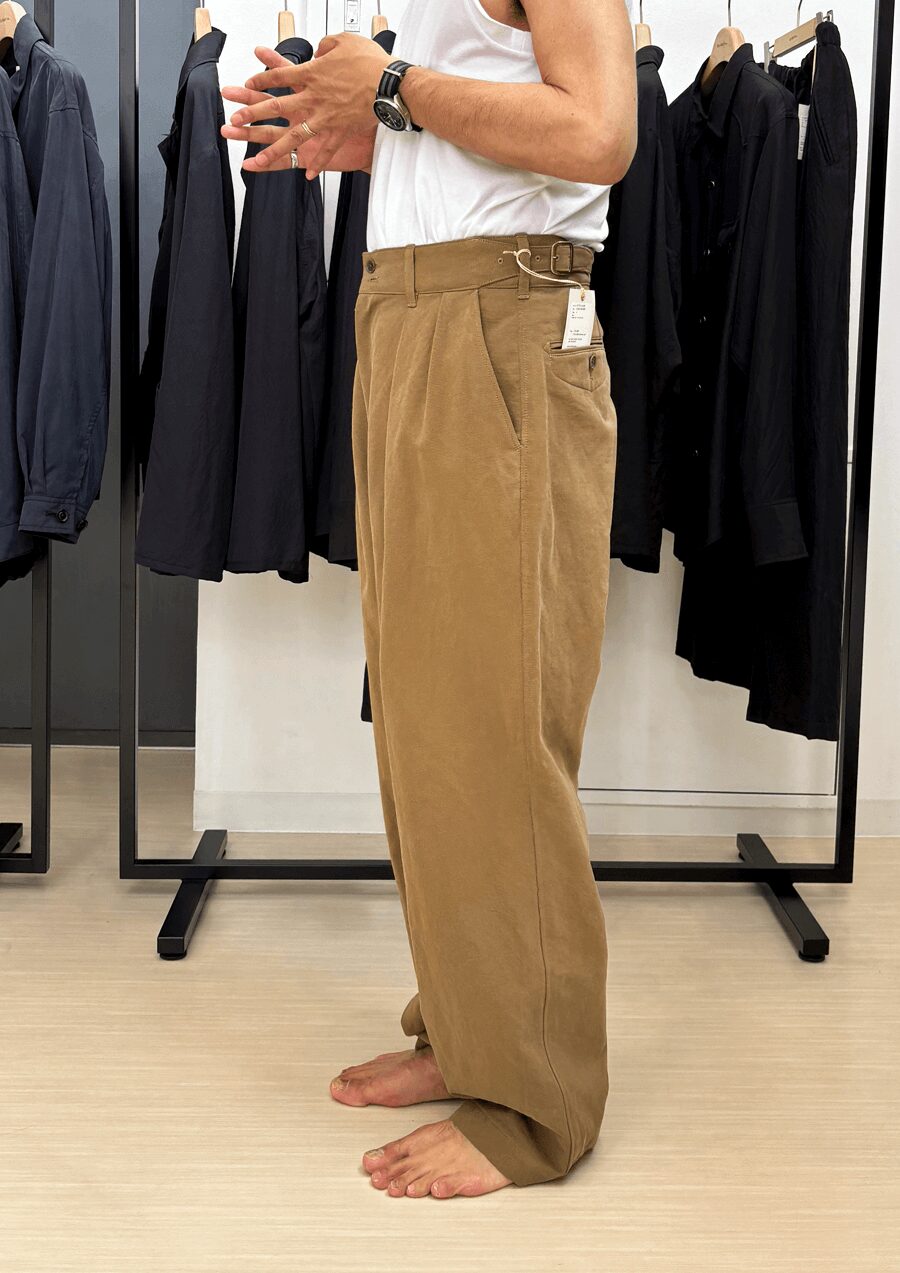 ULTERIOR　RAMIE COTTON WEST POINT TUCKED MIL-TROUSERS