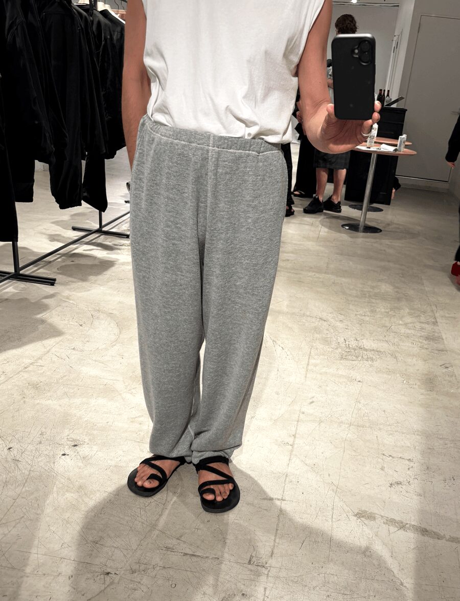 COMOLI　グレー裏毛 パンツ