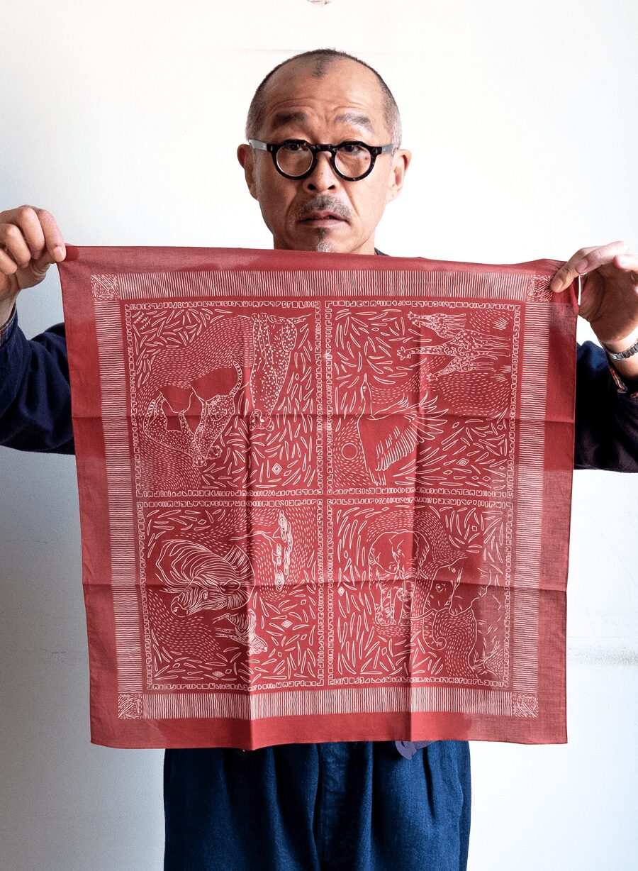 sense the pebble　Animal Print Scarf “safari”