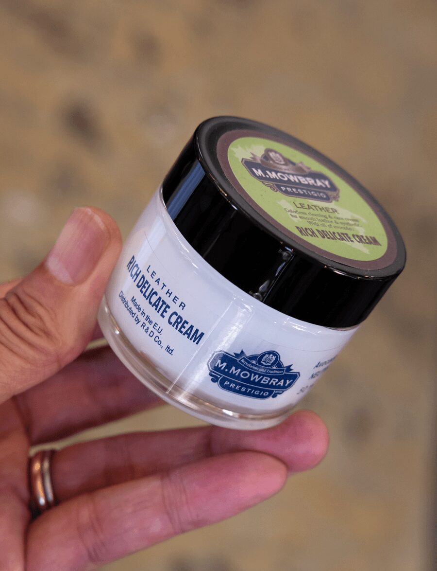 M.MOWBRAY　RICH DELICATE CREAM