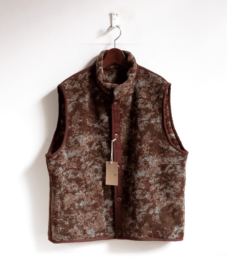 ts(s)　Camo Jacquard Virgin Wool Polyester Jersey Liner Boa Vest