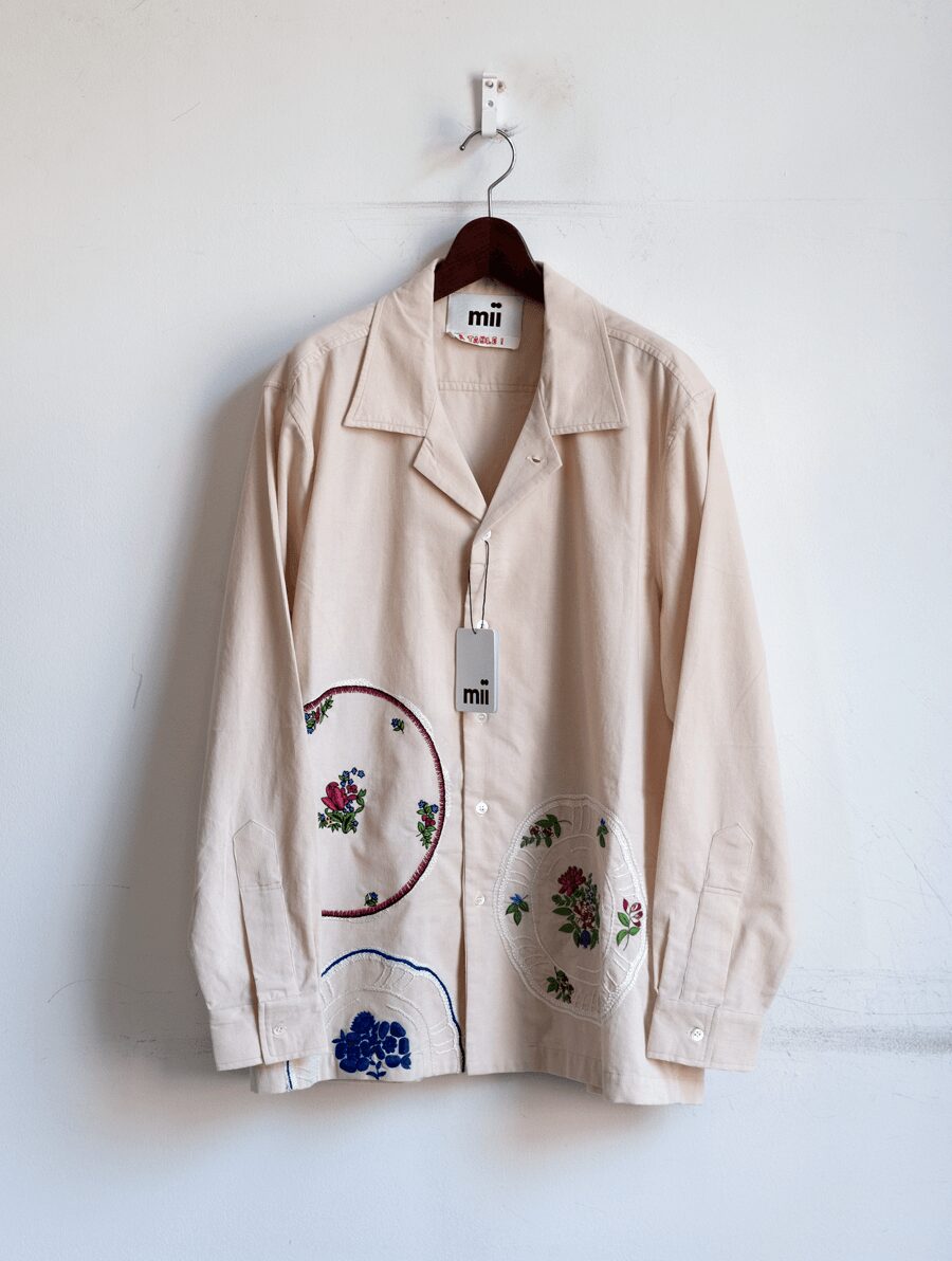 mii　FLOWER EMBROIDERED CORDUROY JACKET “SHIRT EKO”