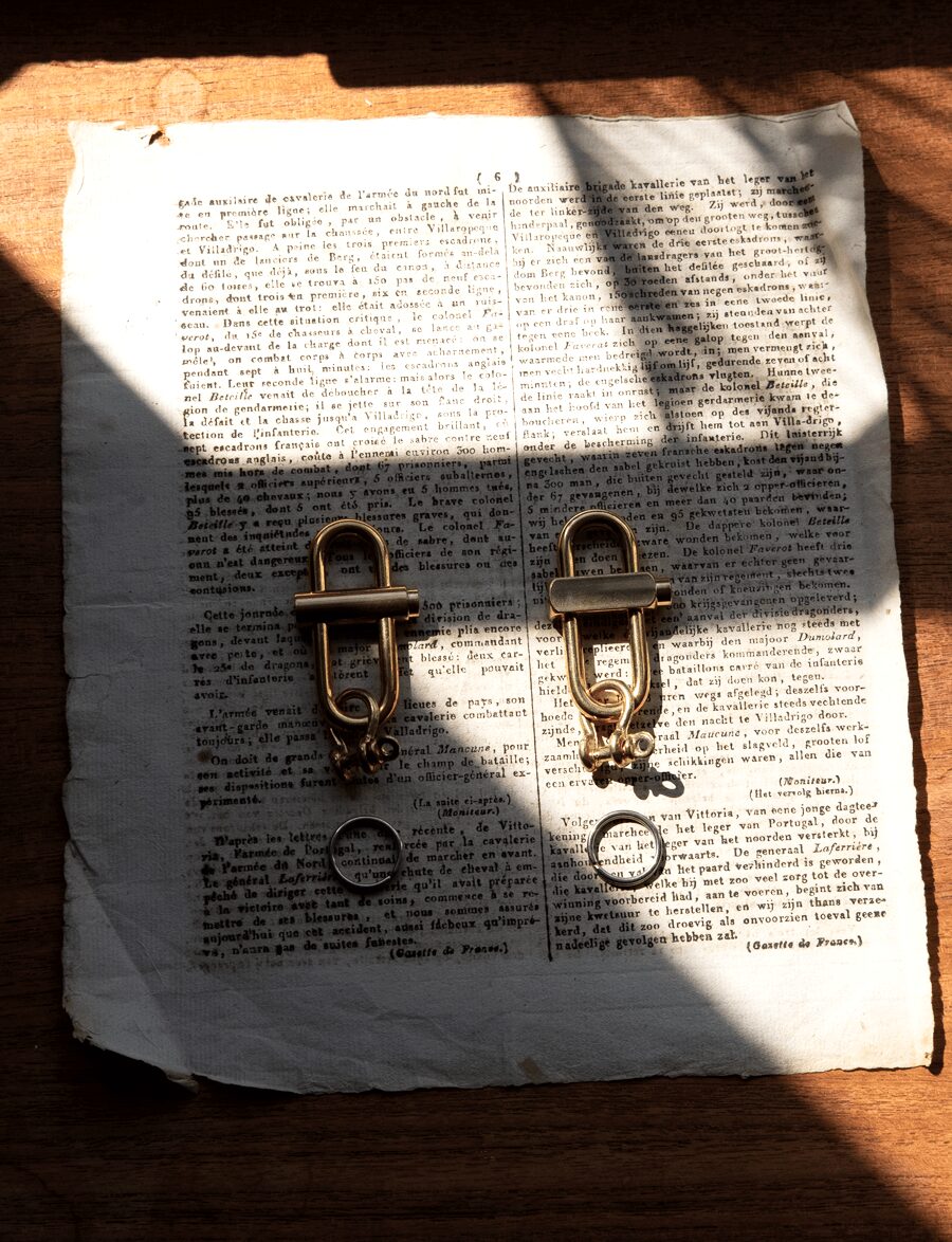 liso　MILITARY PARTS KEY RING