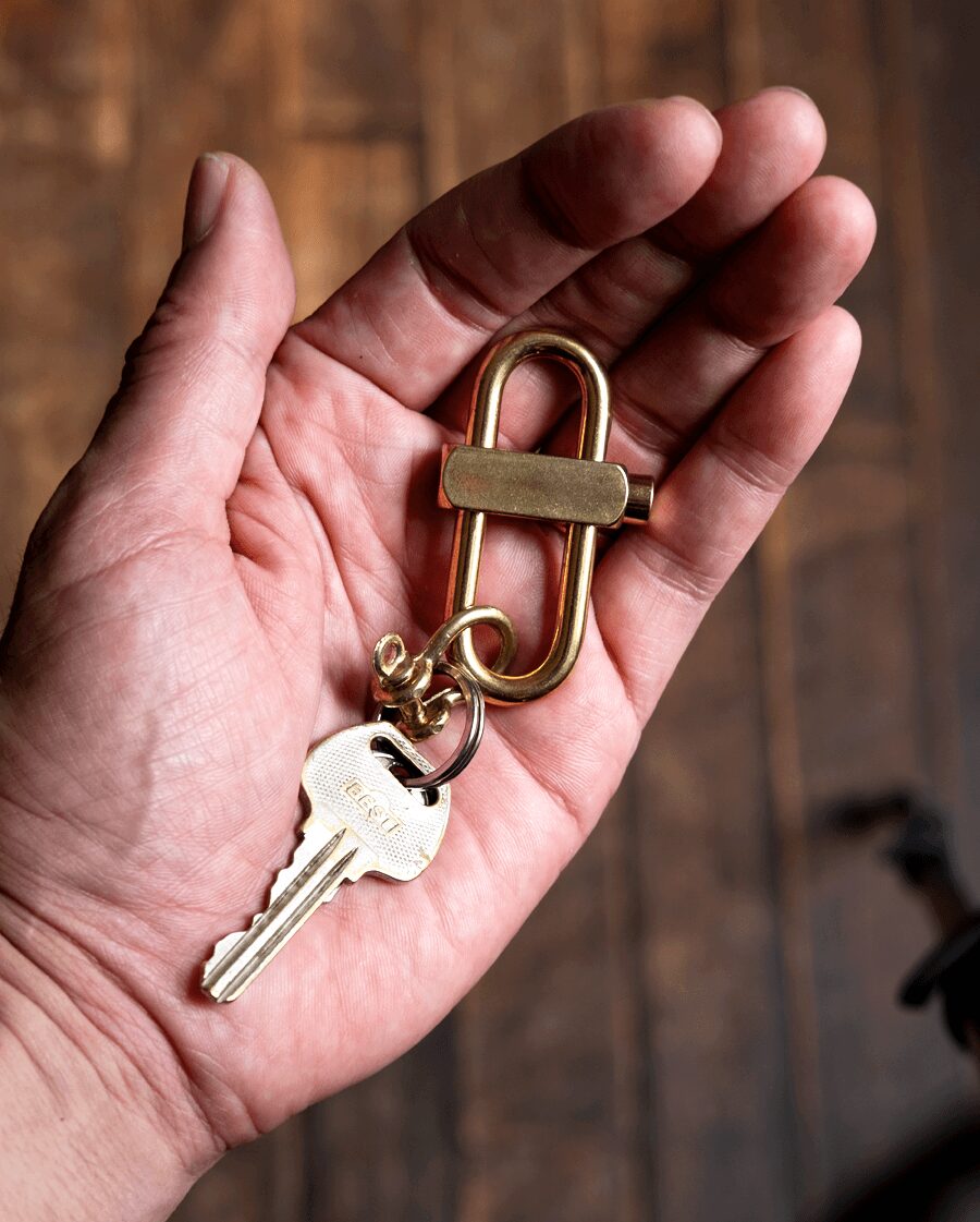 liso　MILITARY PARTS KEY RING