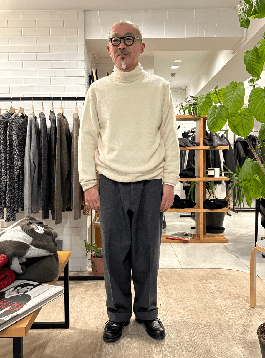Rencontrant　BABY ALPACA TURTLE NECK SWEATER
